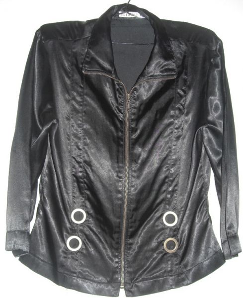 Conjunto Preto Detalhe Argolas